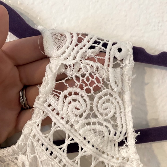 Lulus White lace MIDI dress - Picture 5 of 5